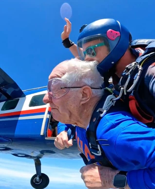 Sky diving seniors adventure