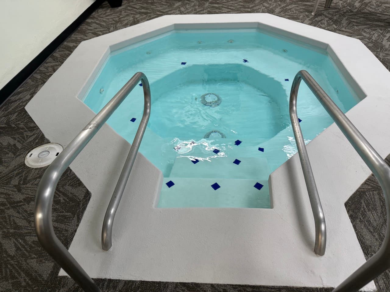 Relaxing jacuzzi